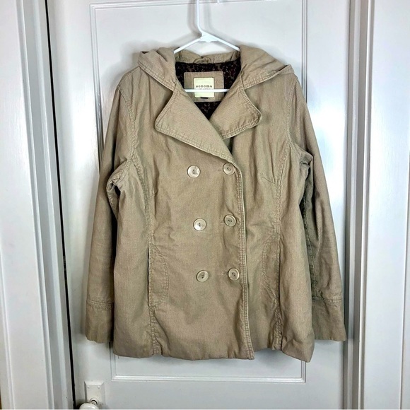 Sonoma tan/ beige coat corduroy lined with polyester fill coat / jacket size L - Picture 1 of 14